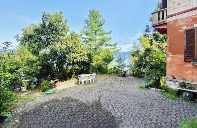 Historische Villa kaufen 28838 Stresa, Piemont:  Innenhof