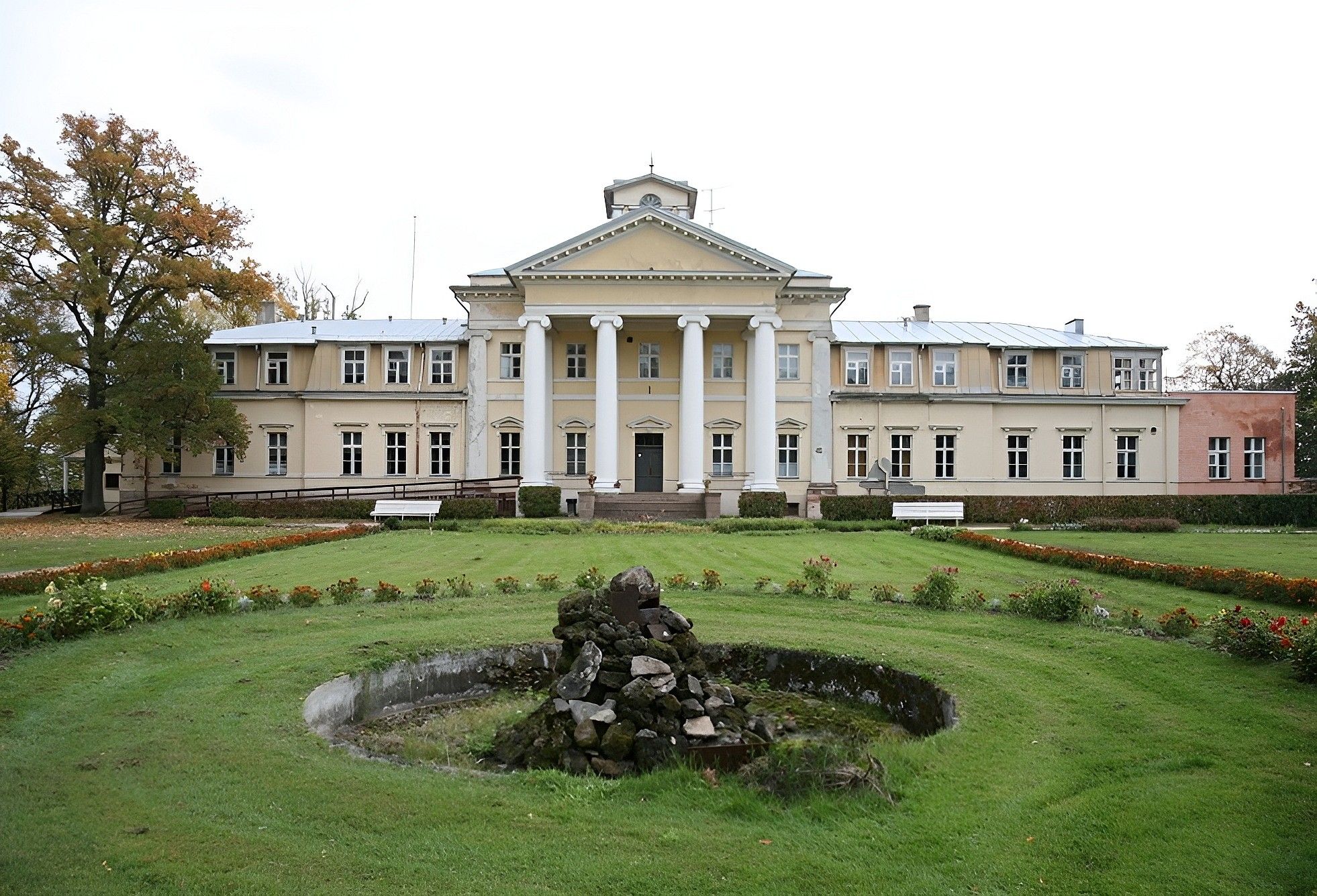 Bilder Krimulda Castle in Livonia/Vidzeme region