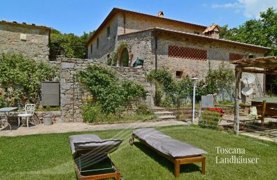 Landsted til salgs Gaiole in Chianti, Toscana, RIF 3003 Rustico und Garten