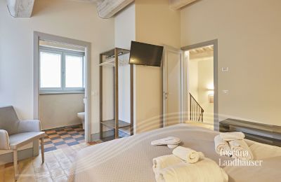 Landsted til salgs Cortona, Toscana, RIF 2986 Schlafzimmer 4