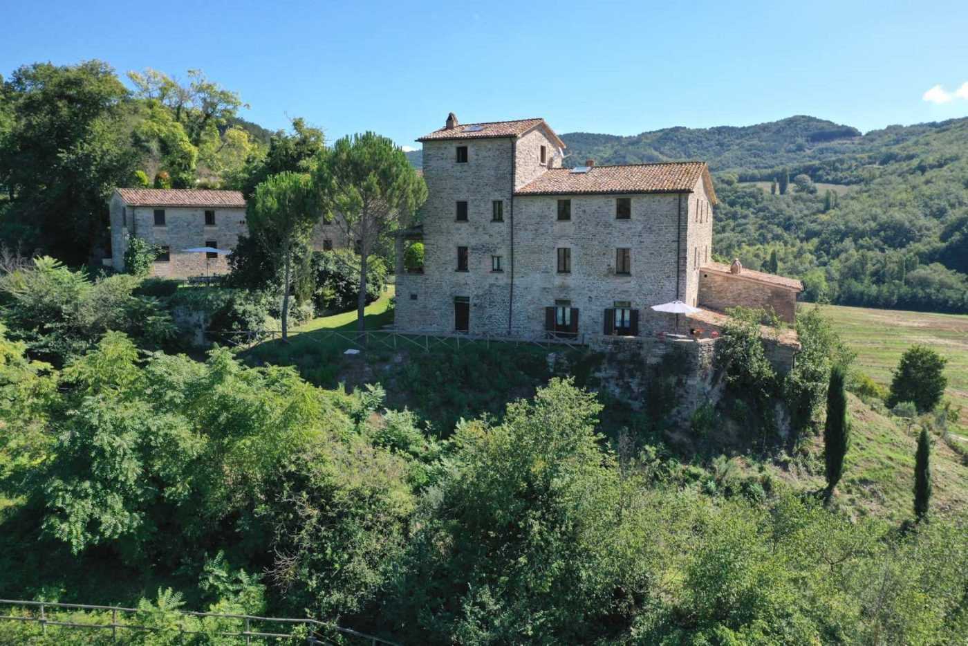 Fotos Herrschaftliches Landgut in Montone/Perugia mit mittelalterlichen Wurzeln