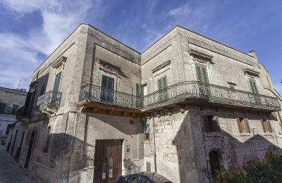 Slot købe Oria, Puglia, Udvendig visning