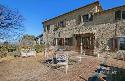 Landhus købe Gaiole in Chianti, Toscana, RIF 3041 Terrasse und Blick auf Haus