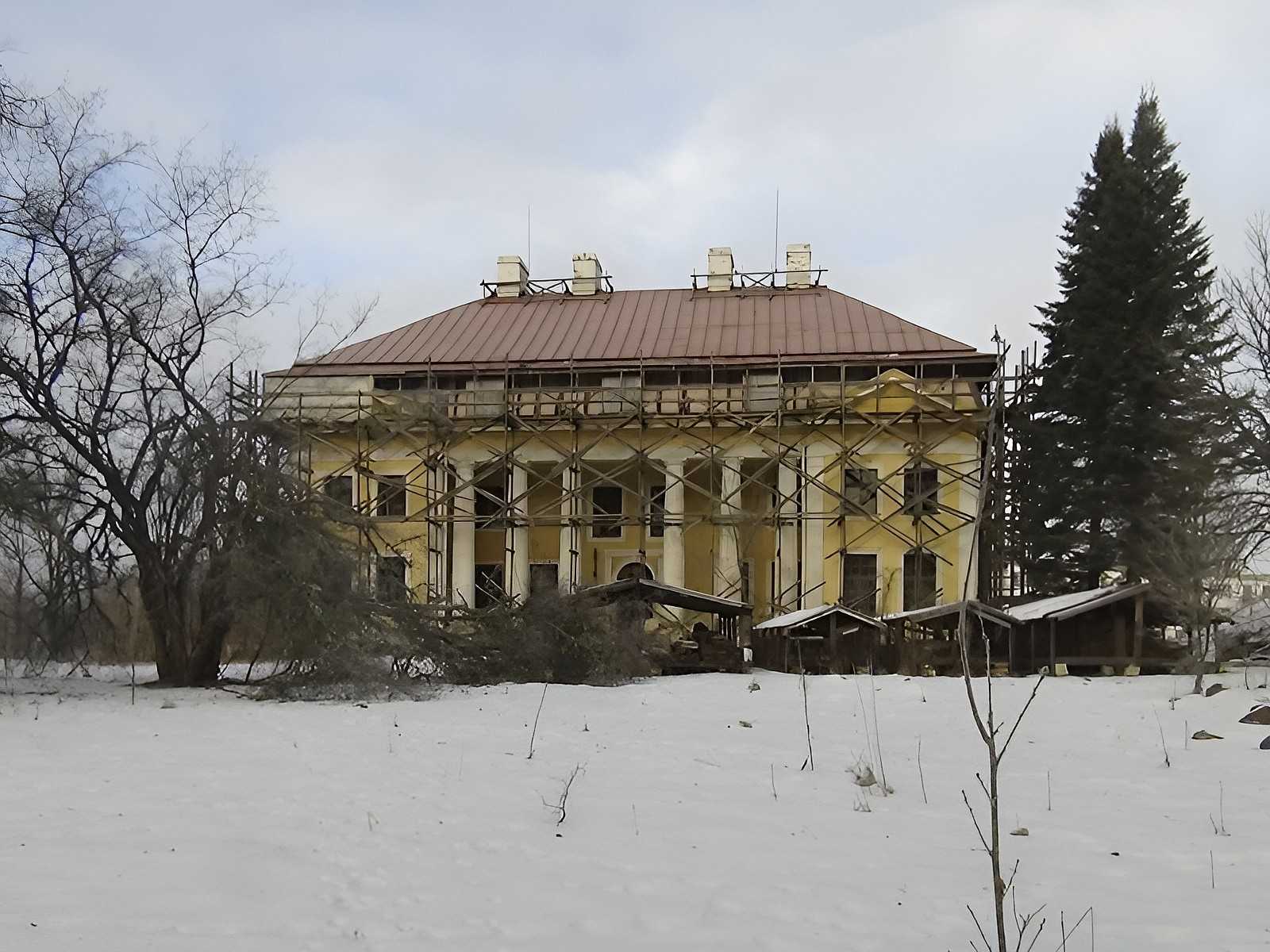 Bilder Bukas - Manor in Vidzeme, Latvia