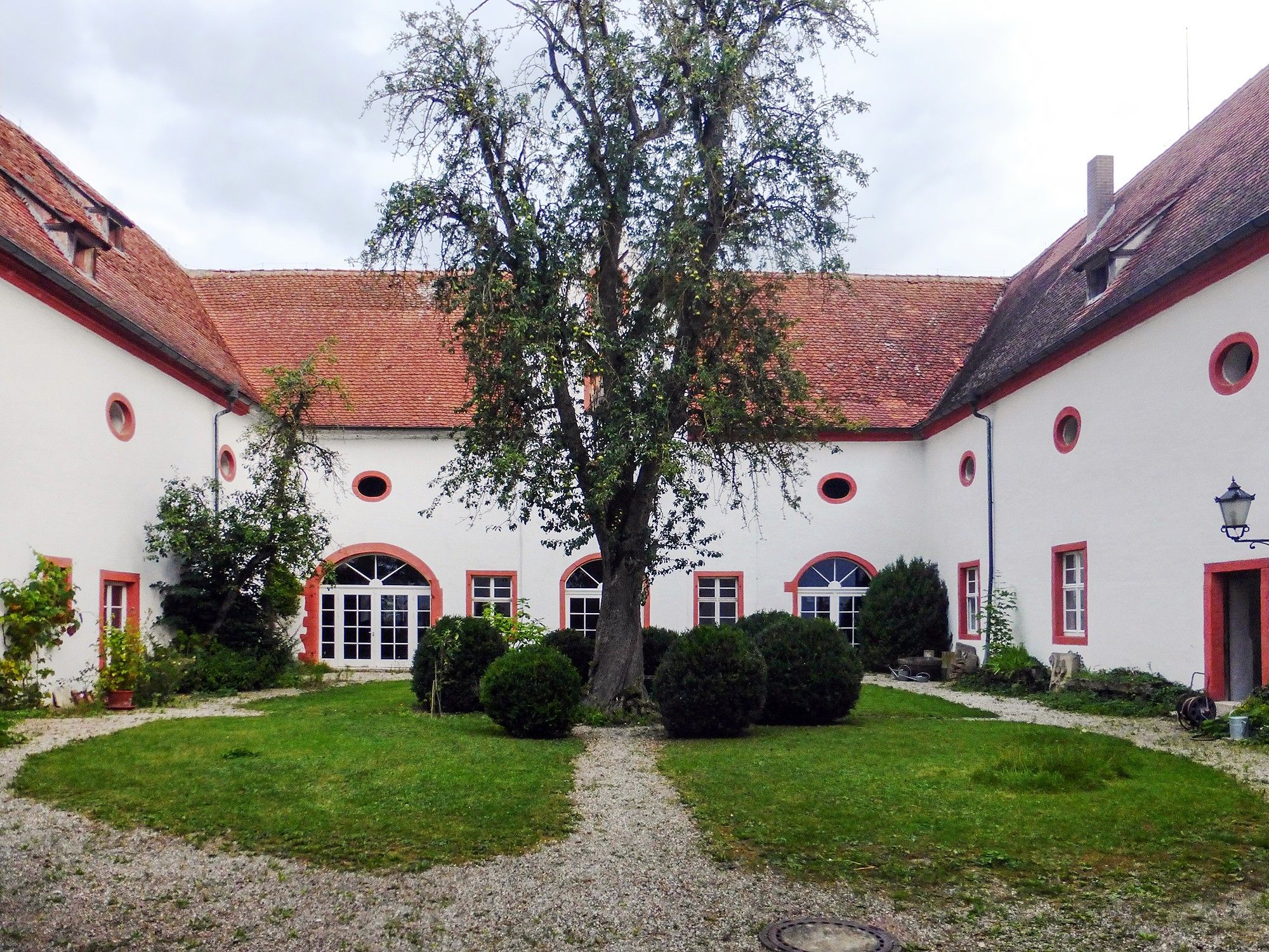 Fotos Provisionsfrei: Schloss Stopfenheim nahe Brombachsee, Nahwärme