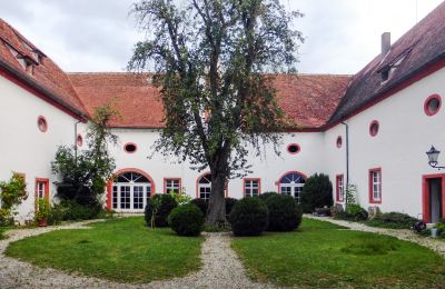 Charakterimmobilien, Provisionsfrei: Schloss Stopfenheim nahe Brombachsee, Nahwärme