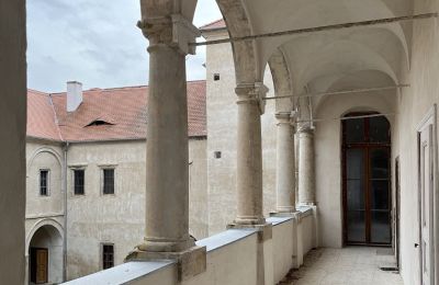 Slott til salgs Štětí, Ústecký kraj, Arkade