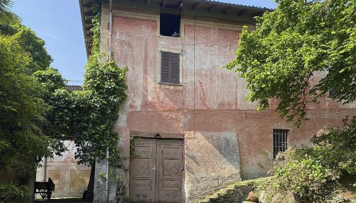 Historisk villa Oggebbio 4