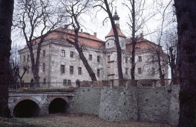 Historische Immobilie kaufen Domanice, Niederschlesien, Außenansicht