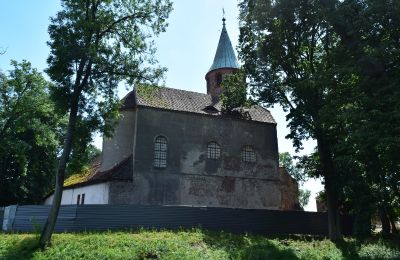 Borg til salgs Karłowice, Zamek w Karłowicach, województwo opolskie, Kapell