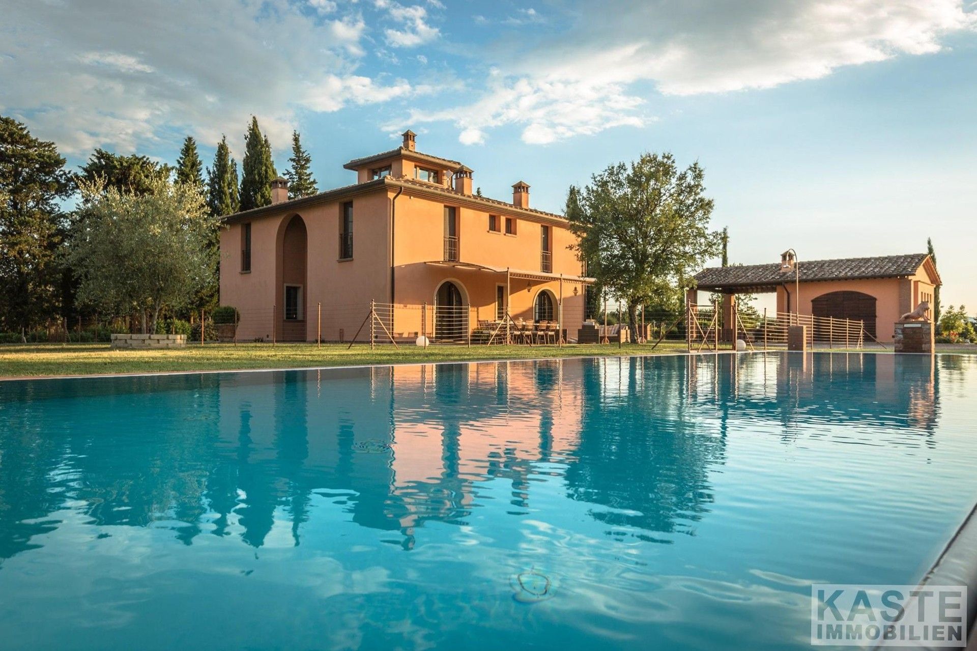 Fotos Erstklassige Toskana-Villa mit besonderem Ambiete und Aussicht