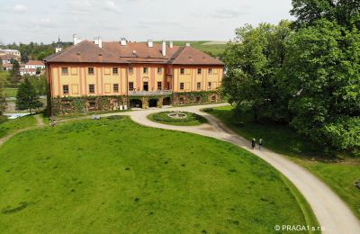Slott till salu Kraj Vysočina, Inkörning