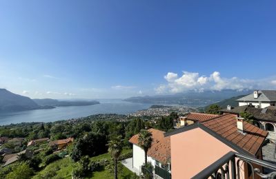 Historische Villa kaufen Bee, Piemont, Ausblick