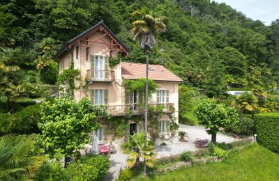 Karaktärsfastigheter, Historisk villa i Meina vid Lago Maggiore