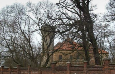 Slott till salu Osetno, Pałac w Osetnie, województwo dolnośląskie, Pałac w Osetnie