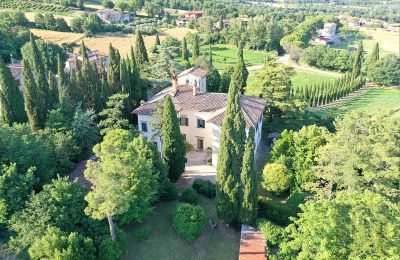 Historisk villa till salu Gragnano, Toscana, Drönarbild