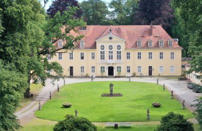 Schloss kaufen Sachsen, Innenhof