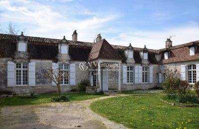 Slott Monflanquin, Nouvelle-Aquitaine