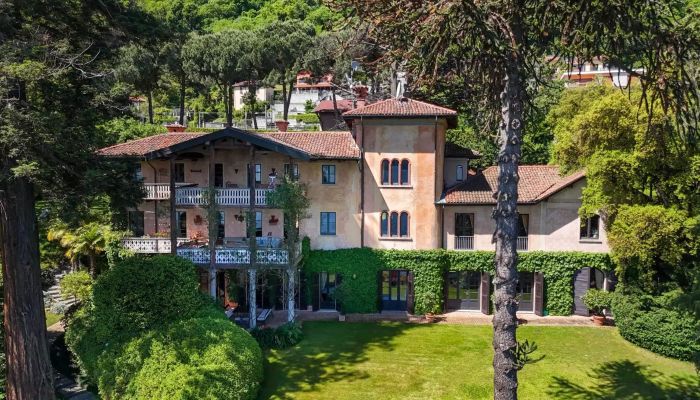 Historisk villa till salu Belgirate, Piemonte,  Italien