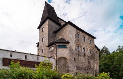 Borg till salu Karlovarský kraj, Utsikt utifrån