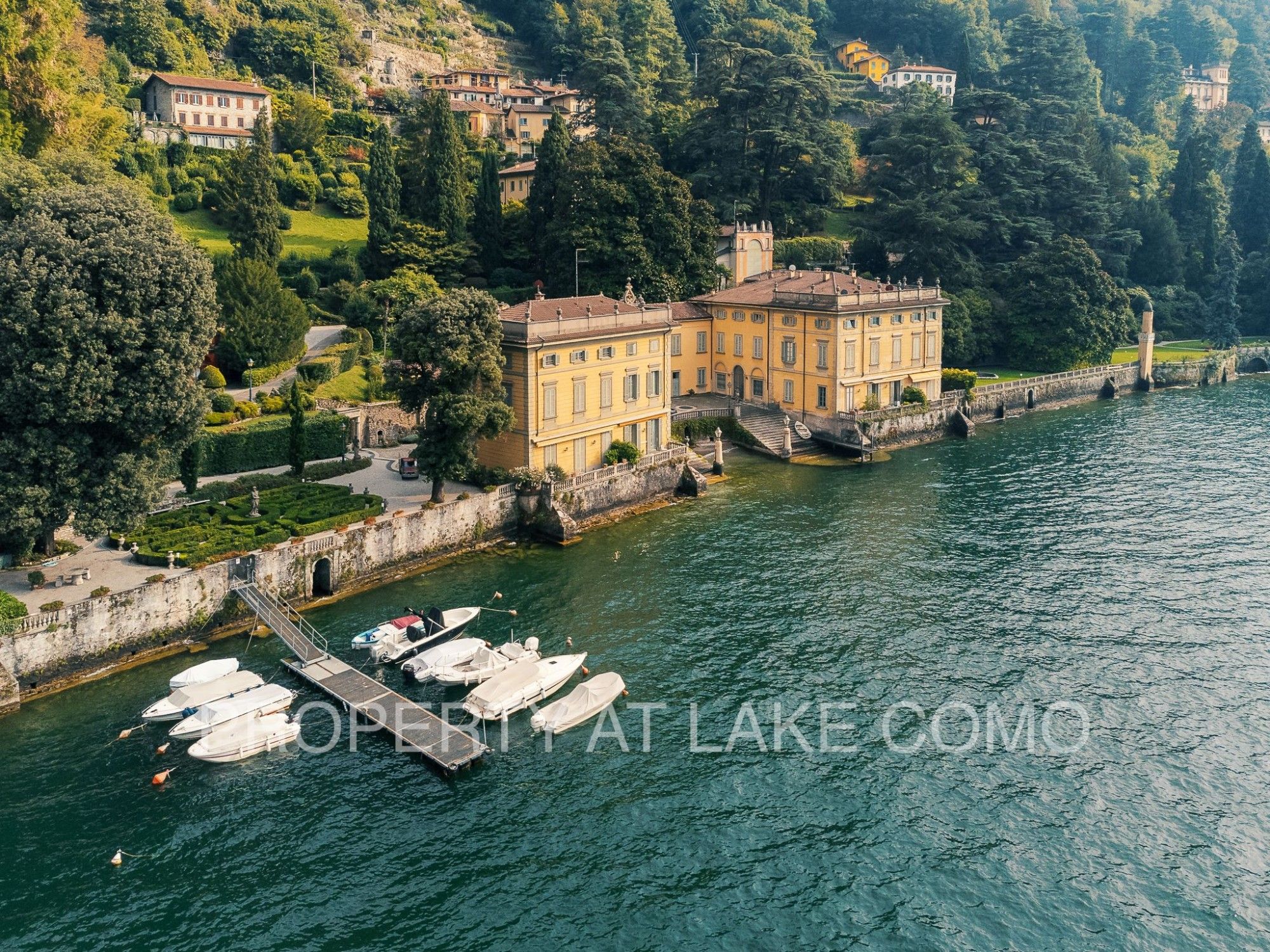 Bilder Lyxlägenhet vid Comosjön i Villa Taverna, Torno