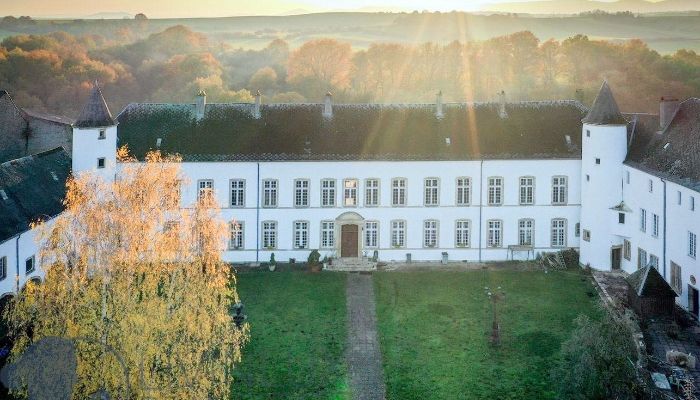 Schloss Roussy-le-Bourg 1