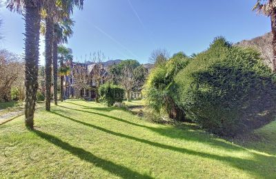 Historisk villa købe Bagnères-de-Bigorre, Occitanie, Have