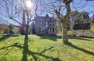 Historisk villa købe Bagnères-de-Bigorre, Occitanie, Ejendom