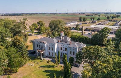 Slott til salgs Mgowo, województwo kujawsko-pomorskie, Dronefoto