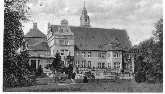 Schloss Płoty 3