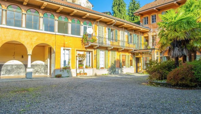 Historische Villa kaufen Miasino, Piemont,  Italien