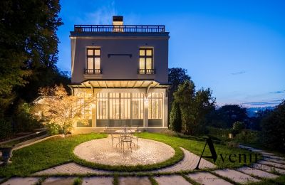 Historische Villa kaufen Lyon, Auvergne-Rhône-Alpes, Seitenansicht