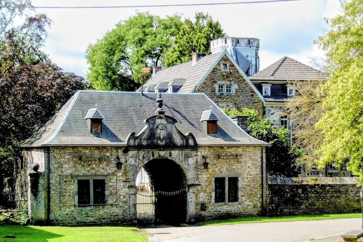 Fotos Wunderschönes saniertes Chateau - sehr erfolgreich auf Airbnb - 1000 qm Ausbaureserve