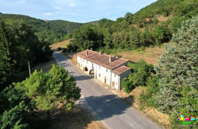 Karaktereiendommer, Gammelt hus på landet i Perugia