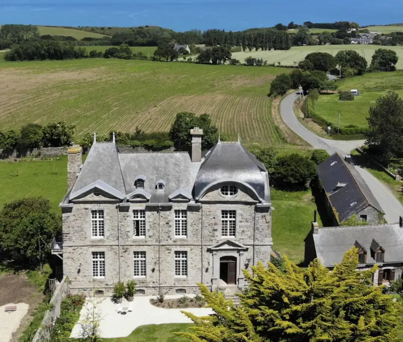 Slott till salu Pléneuf-Val-André, Bretagne,  Frankrike, 3