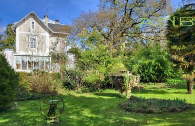 Historisk villa Bussac-sur-Charente, Nouvelle-Aquitaine