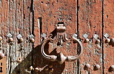 Slott till salu Uzès, Occitanie, Detaljer