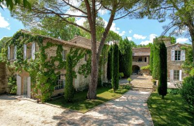 Karaktärsfastigheter, Historisk herrgård i Provence