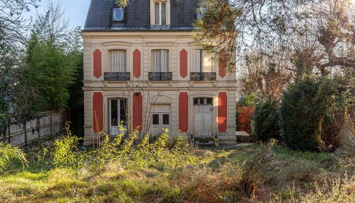 Historisk villa till salu Sèvres, Île-de-France,  Frankrike