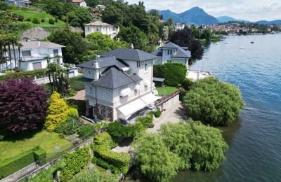 Karaktärsfastigheter, Historisk villa i Verbania med privat strand