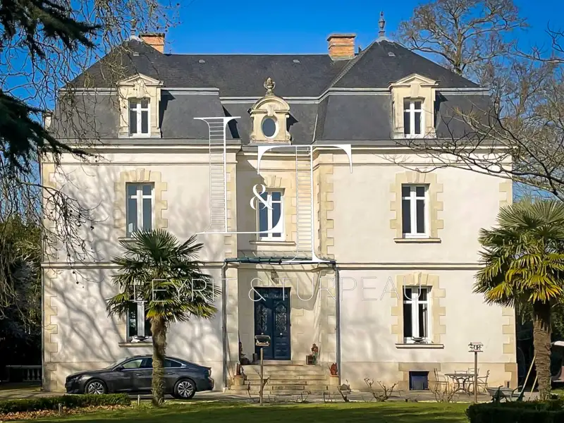 Historisk villa till salu Challans, Pays de la Loire,  Frankrike, 4