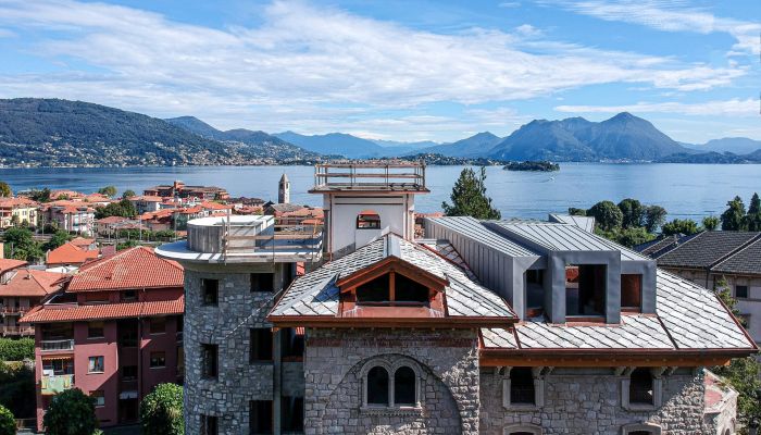 Historisk villa til salgs Baveno, Piemonte,  Italia