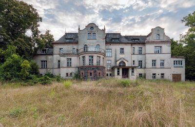 Karaktereiendommer, Gutshaus Schloss Bronau Niederschlesien