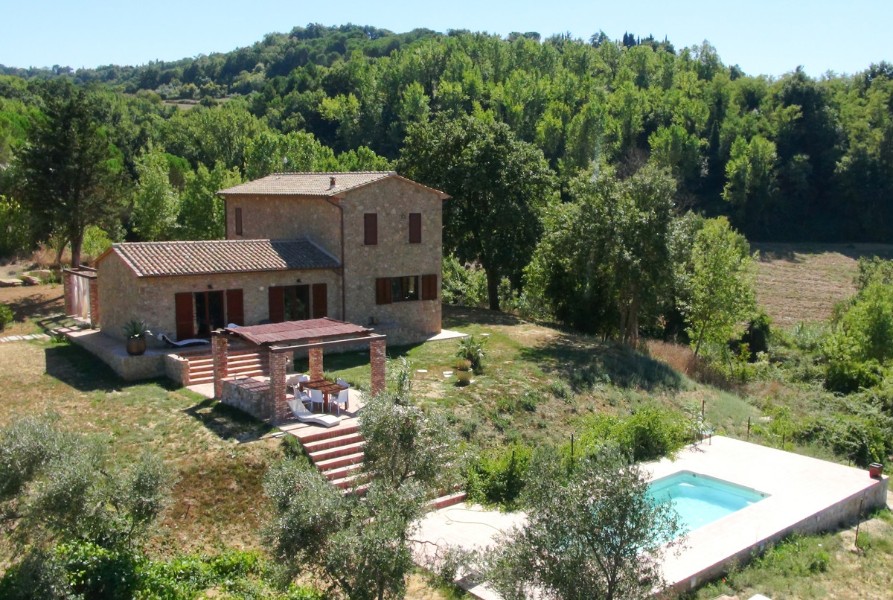 Bilder Renovated rustico with pool about 10 km from the sea