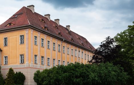 /pp/cc_by/thumb-deutschland-sachsen-koenigsbruck-schloss.jpg