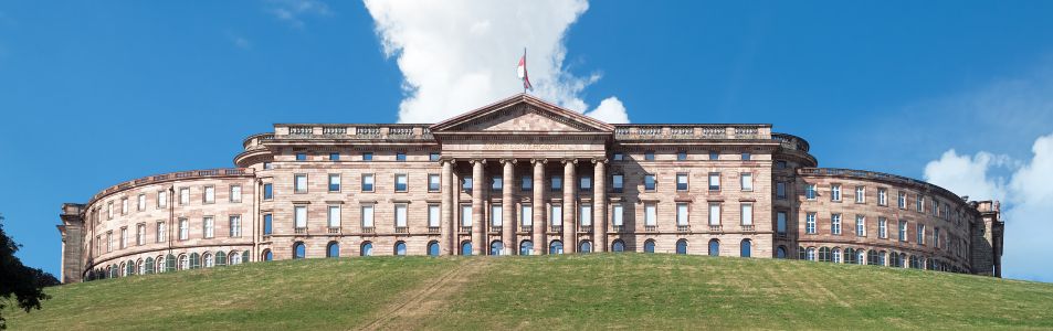 /pp/cc_by/thumb-pano-deutschland-hessen-kassel-schloss-wilhelmshoehe.jpg