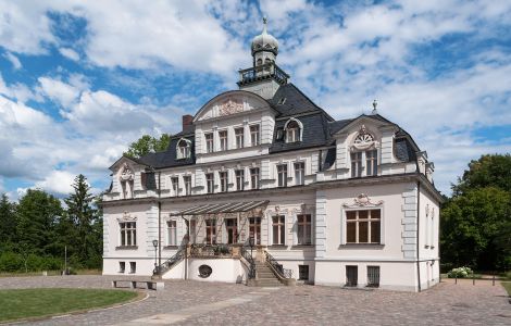 Uebigau-Wahrenbrück, Marktstraße - Schloss Uebigau, Landkreis Elbe-Elster