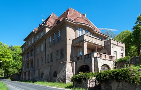 Coswig, Am Spitzberg - Ehemaliges Sanatorium Schloss Coswig (Meißen)